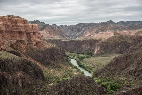 the-charyn-river-canyons-adventure-tour-thumb